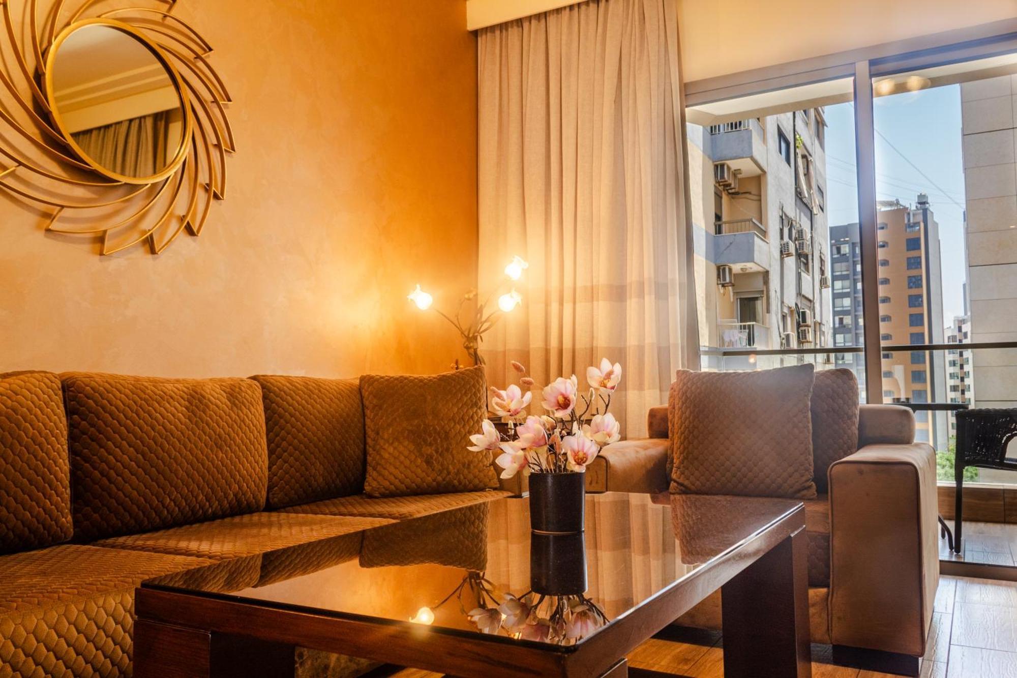 Britannia Suites Beirut Exterior foto